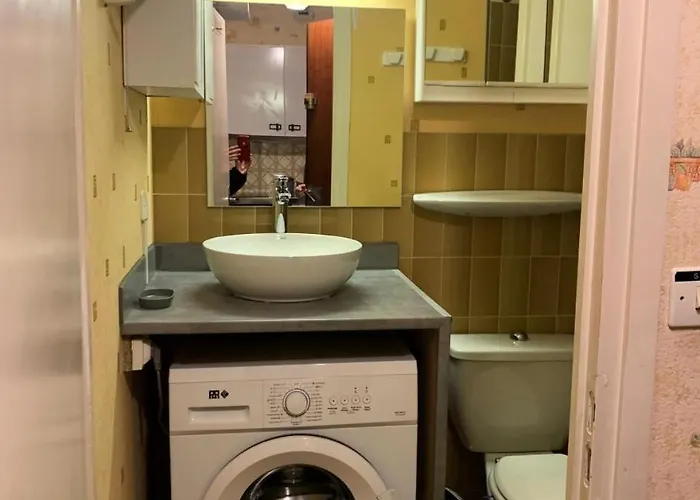 Le Chateau Durieux 4 - Petit Accueillant, Proche Tous Commerces ! Mae-7714 *